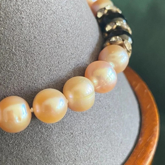 Vintage Pink Freshwater Pearl and Rhinestone Bracelet - Picture 7 of 15